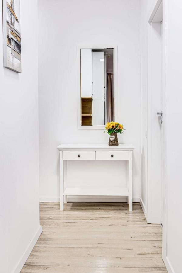 ARI GREEN APARTMENT Arad Exterior foto
